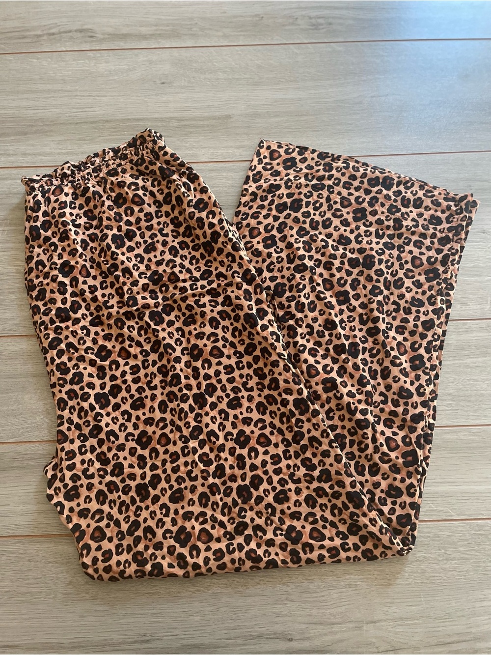 Shade & Shore women's medium animal print swimsuit cover up pants